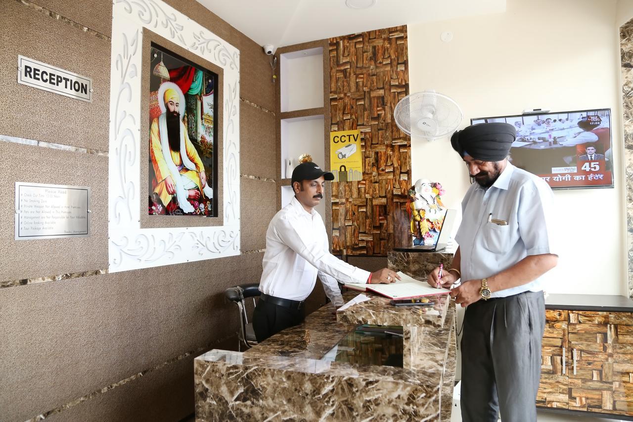 Hotel Chohan Residency Αμριτσάρ Εξωτερικό φωτογραφία